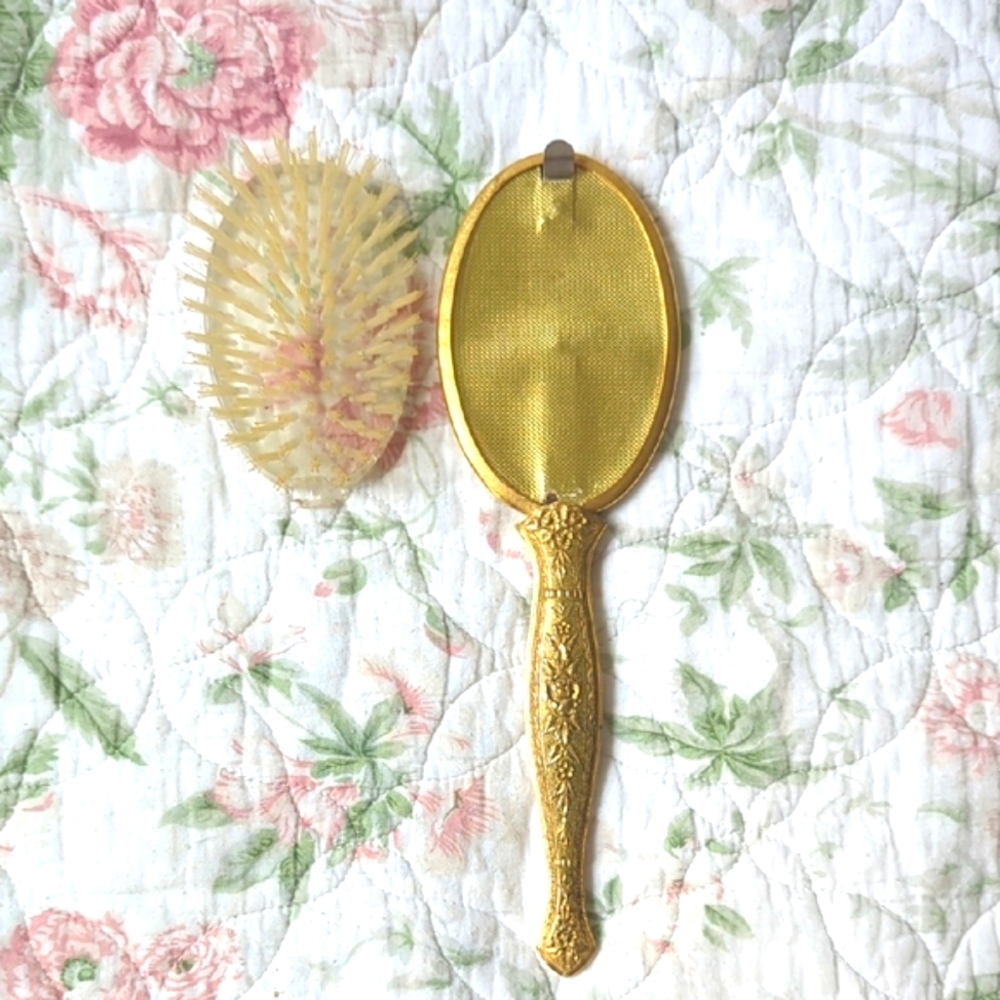 Vintage Globe 24k Gold Plated Floral Rose Brush For Vanity ( READ ) - Picture 4 of 11